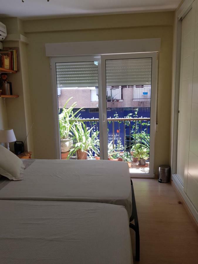 Apartmán Habitacion Privada A 1500 Metros De La Playa Valencie Exteriér fotografie